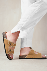 SUNSET DOUBLE STRAP FLAT SANDALS WITH BUCKLE DETAIL IN CAMEL SUEDE