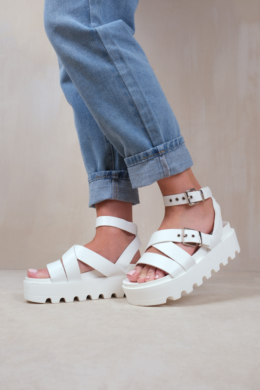 LAYLA WIDE FIT BUCKLE STRAP PLATFORM SANDALS IN WHITE FAUX LEATHER