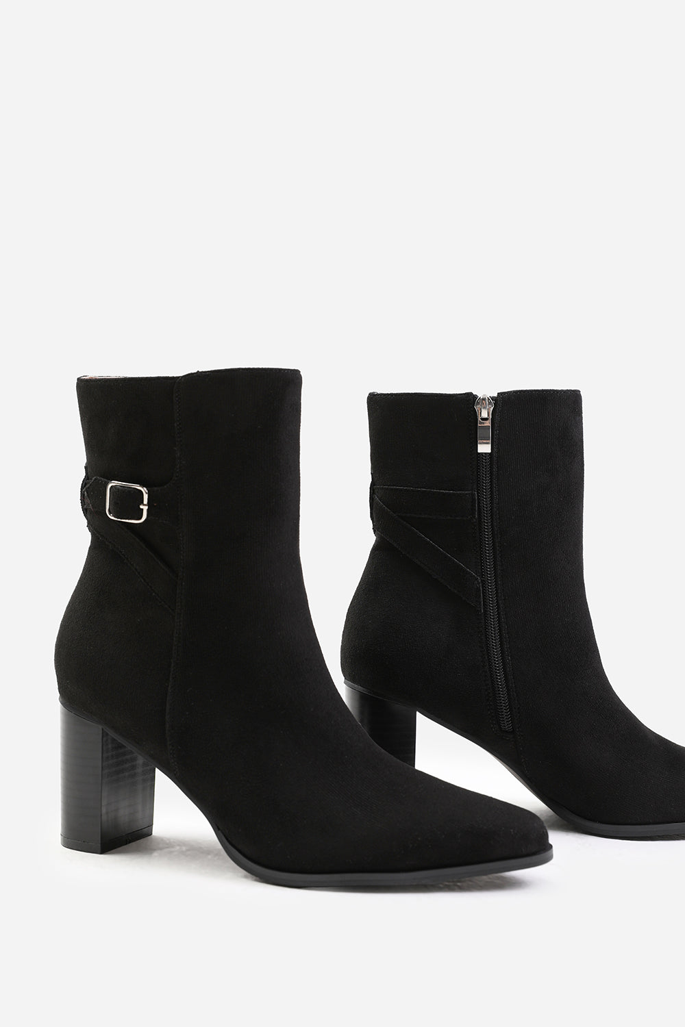 WINTER WIDE FIT BLOCK HEEL BOOT WITH BUCKLE DETAIL IN BLACK SUEDE