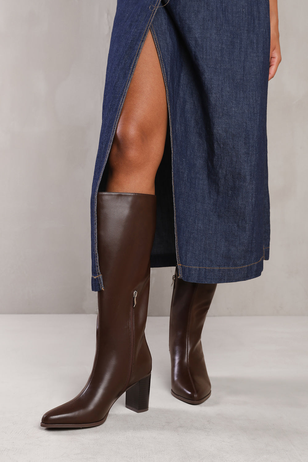 ELDER BLOCK HEEL KNEE HIGH BOOTS WITH SIDE ZIP IN DARK BROWN FAUX LEATHER