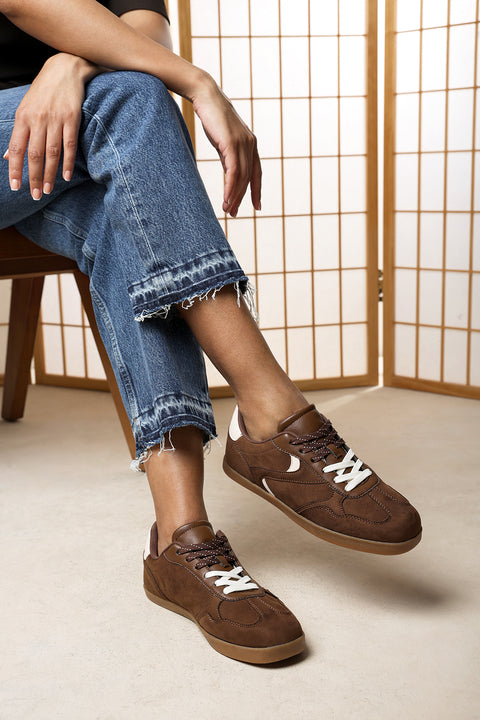 Anaiah Low Profile Side Panel Detailed Trainer
