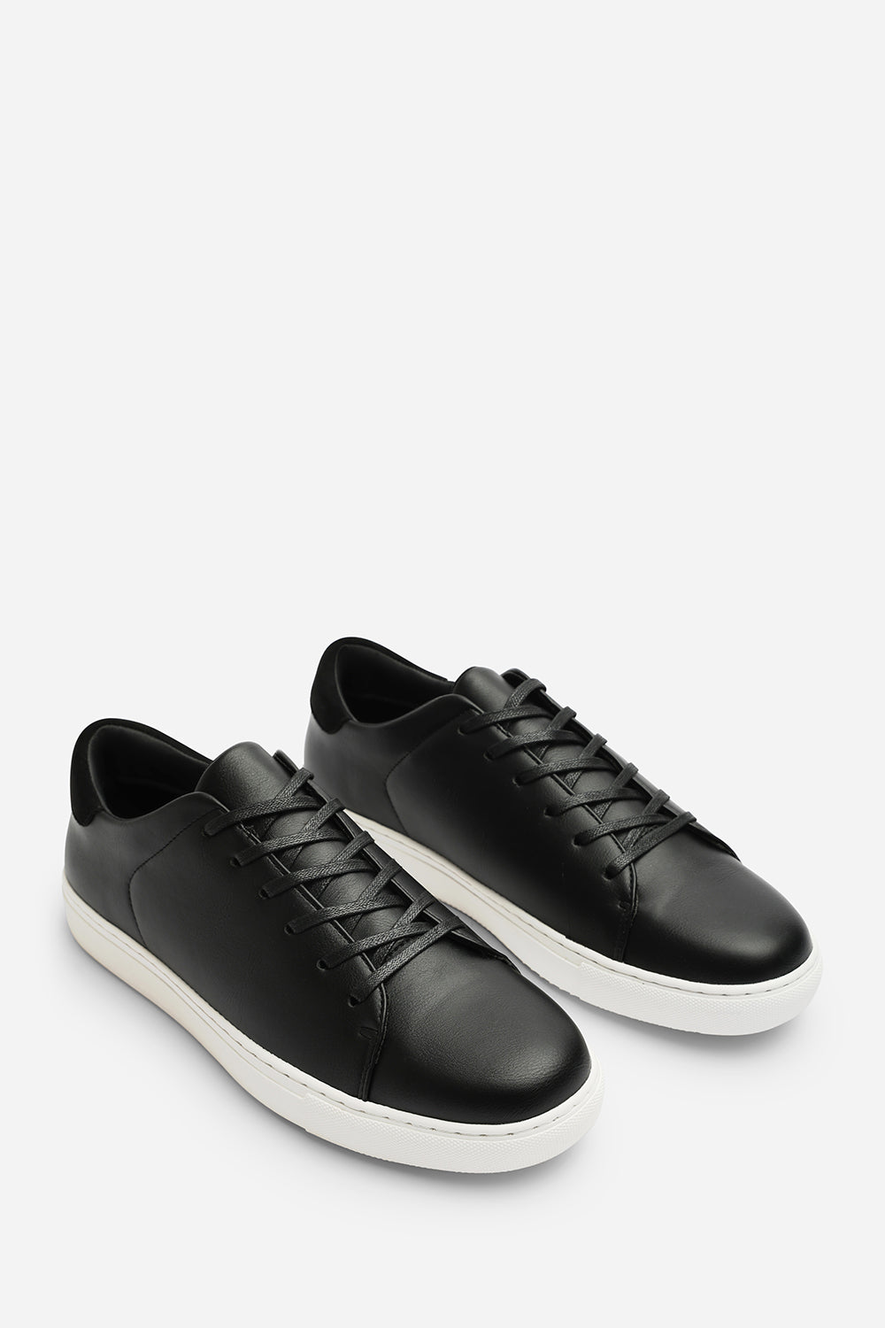 Derek Low Cut Lace Up Trainers