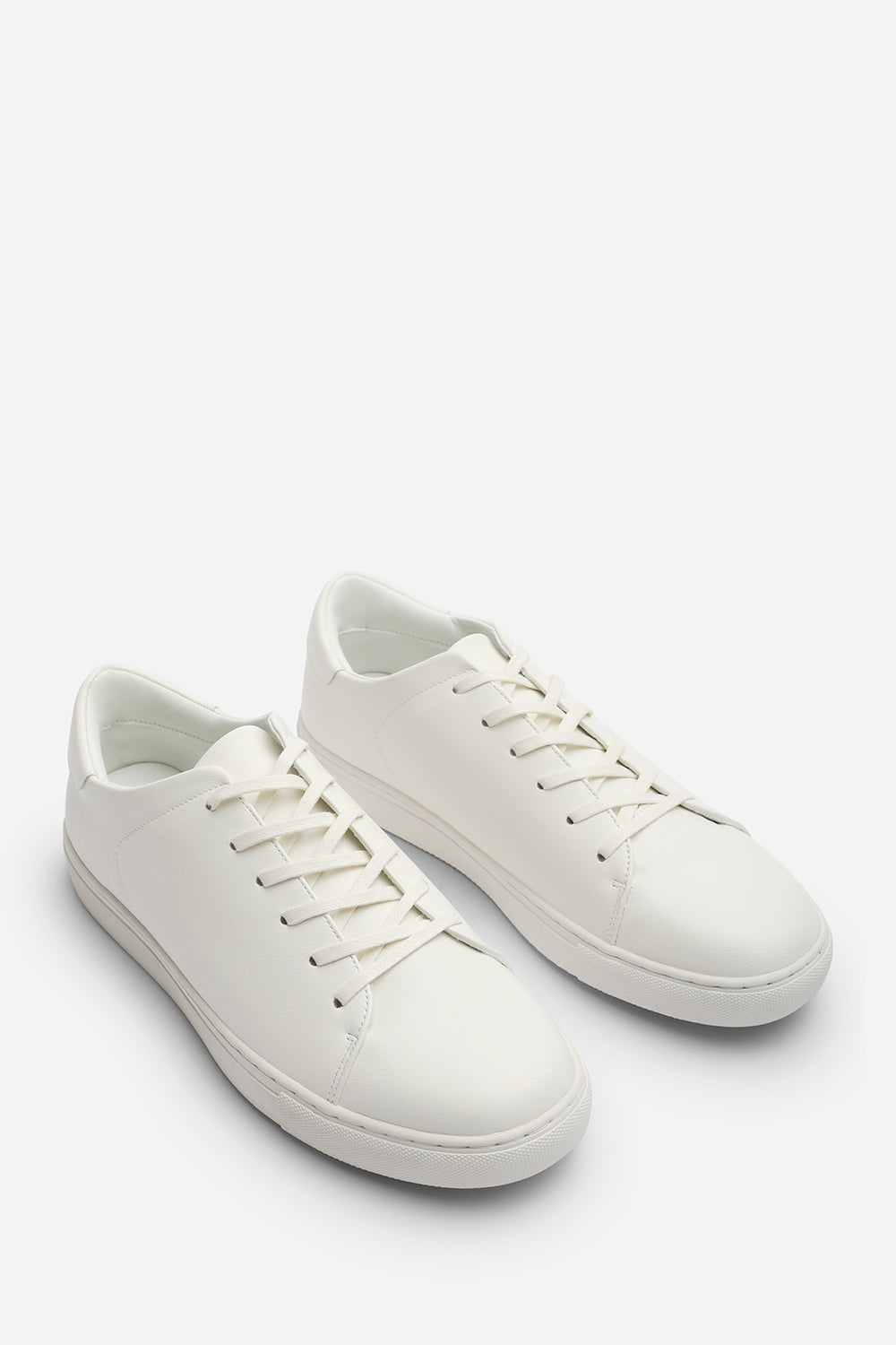 Derek Low Cut Lace Up Trainers