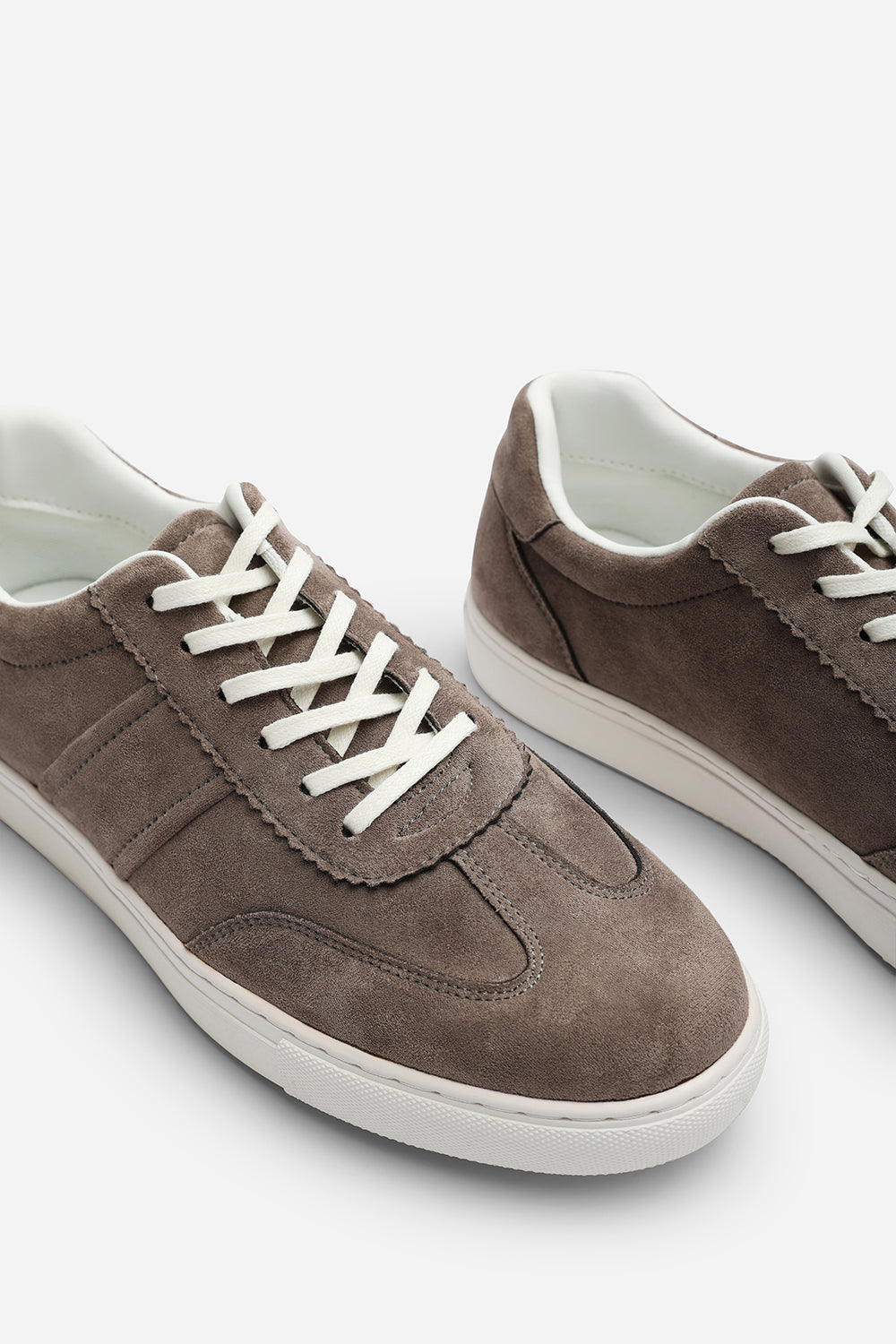 Clark Low Cut Lace Up Trainers