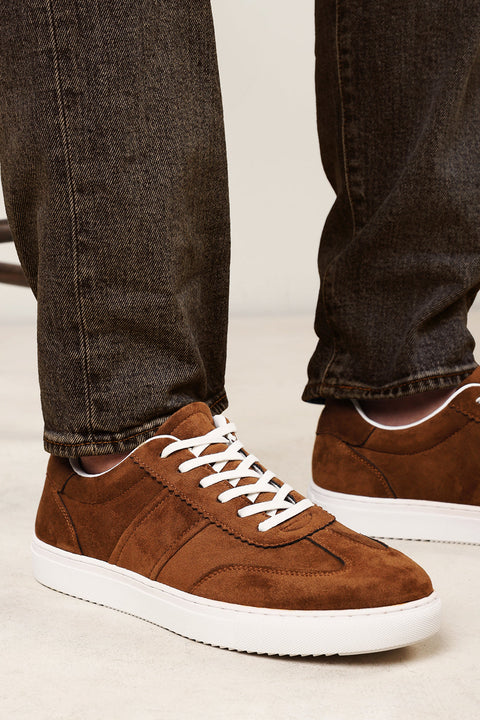Clark Low Cut Lace Up Trainers