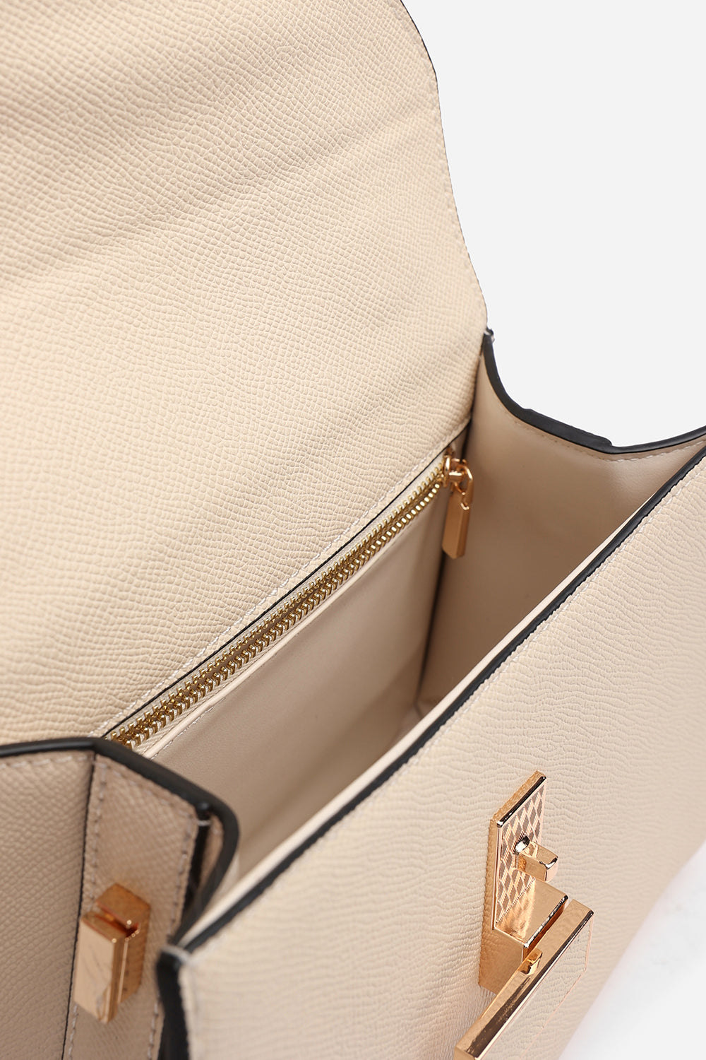 Mareas Elegant Top Handle Shoulder Bag In Cream