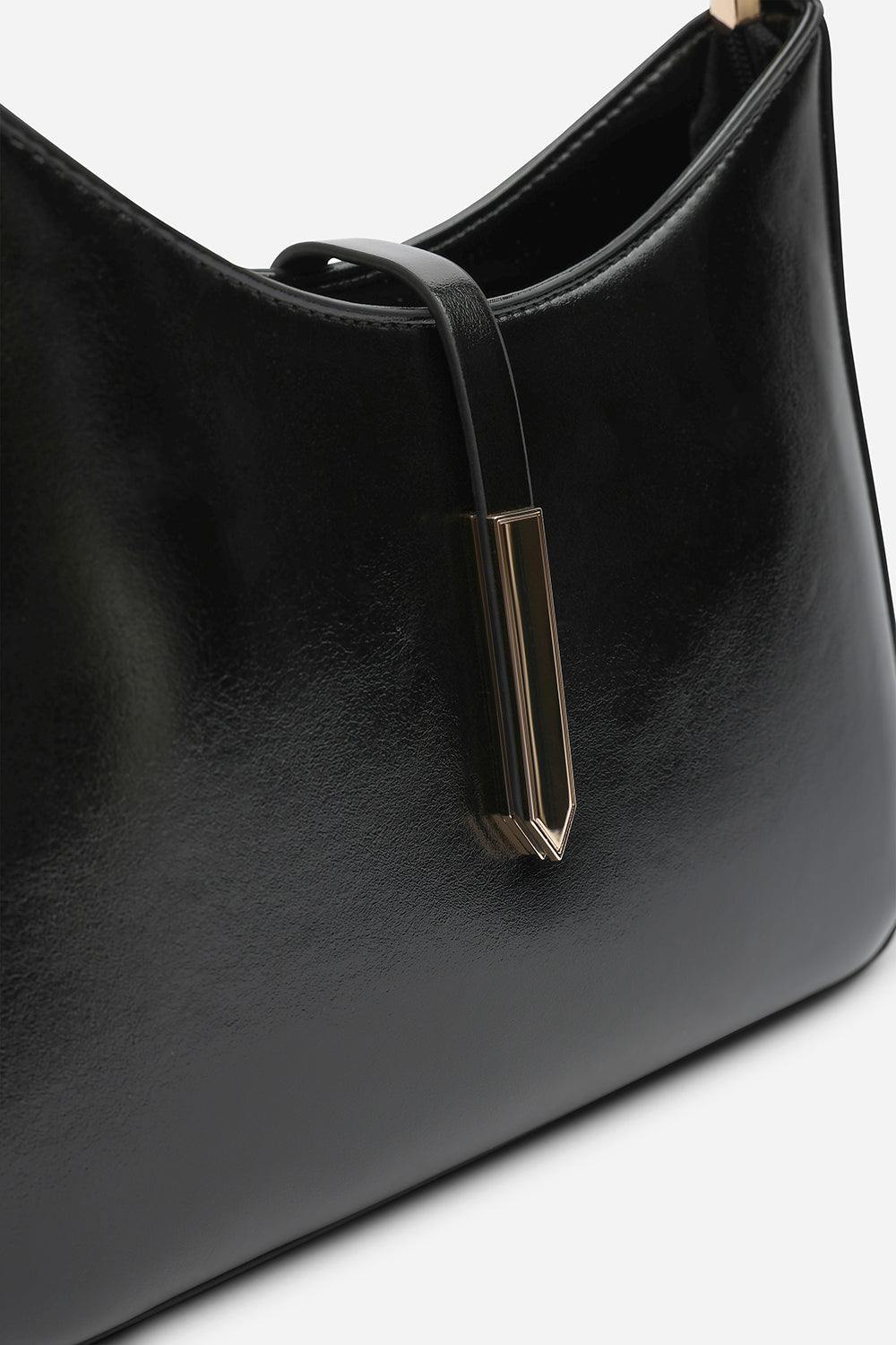 Grivya Leather Shoulder Bag With Trim Detail