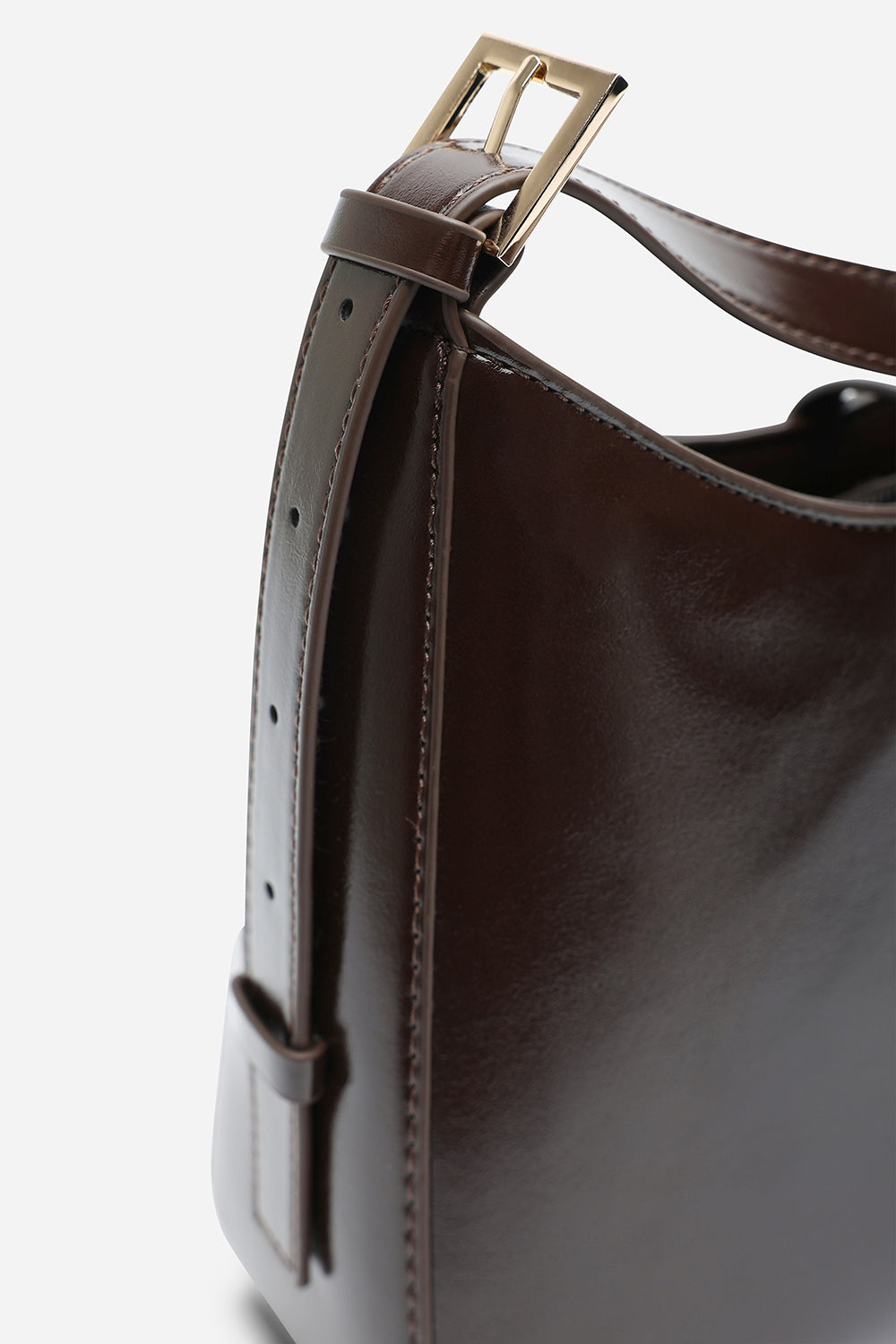 Grivya Leather Shoulder Bag With Trim Detail
