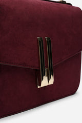 Gelora Cross Body Bag With Clasp Detail