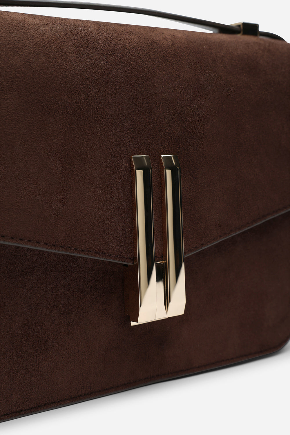 Gelora Cross Body Bag With Clasp Detail
