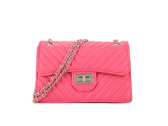 COTTON CROSSBODY BAG WITH CHAIN DETAIL IN FUCHSIA FAUX LEATHER