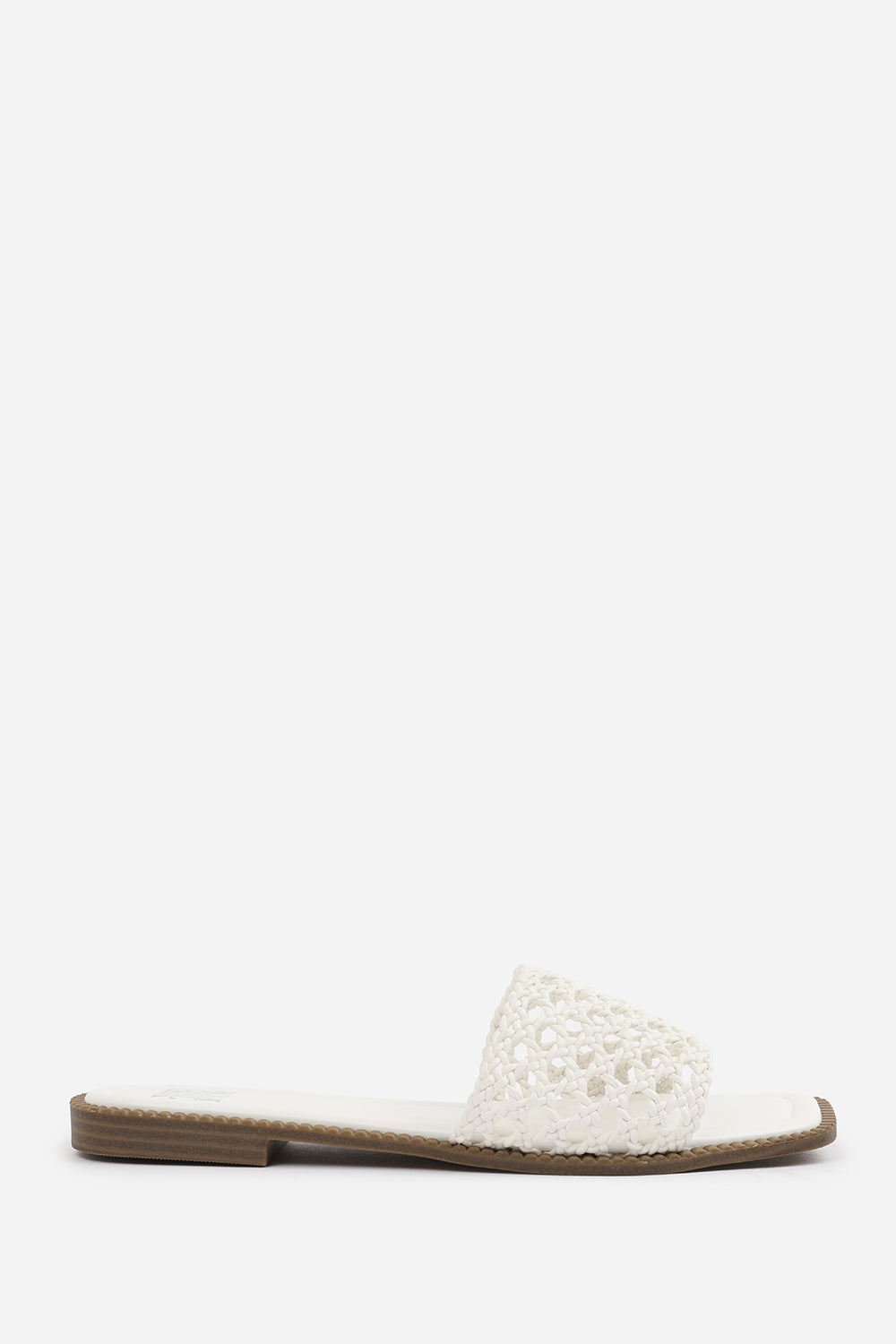 CHELSEA WOVEN STRAP DETAIL FLAT SANDALS IN WHITE FAUX LEATHER