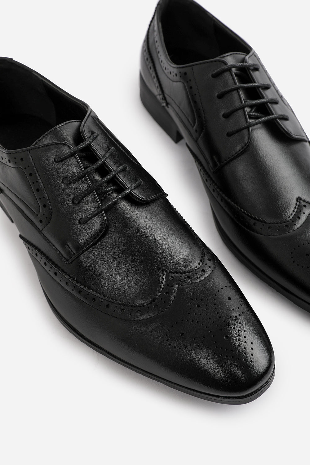 ELLIOT LACE UP DERBY TEXTURED FORMAL DRESS WORK SHOES IN BLACK FAUX LEATHER