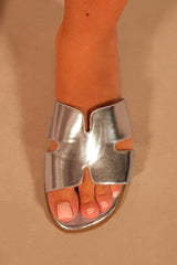 MAE PU STRAP SANDALS IN SILVER METALLIC FAUX LEATHER