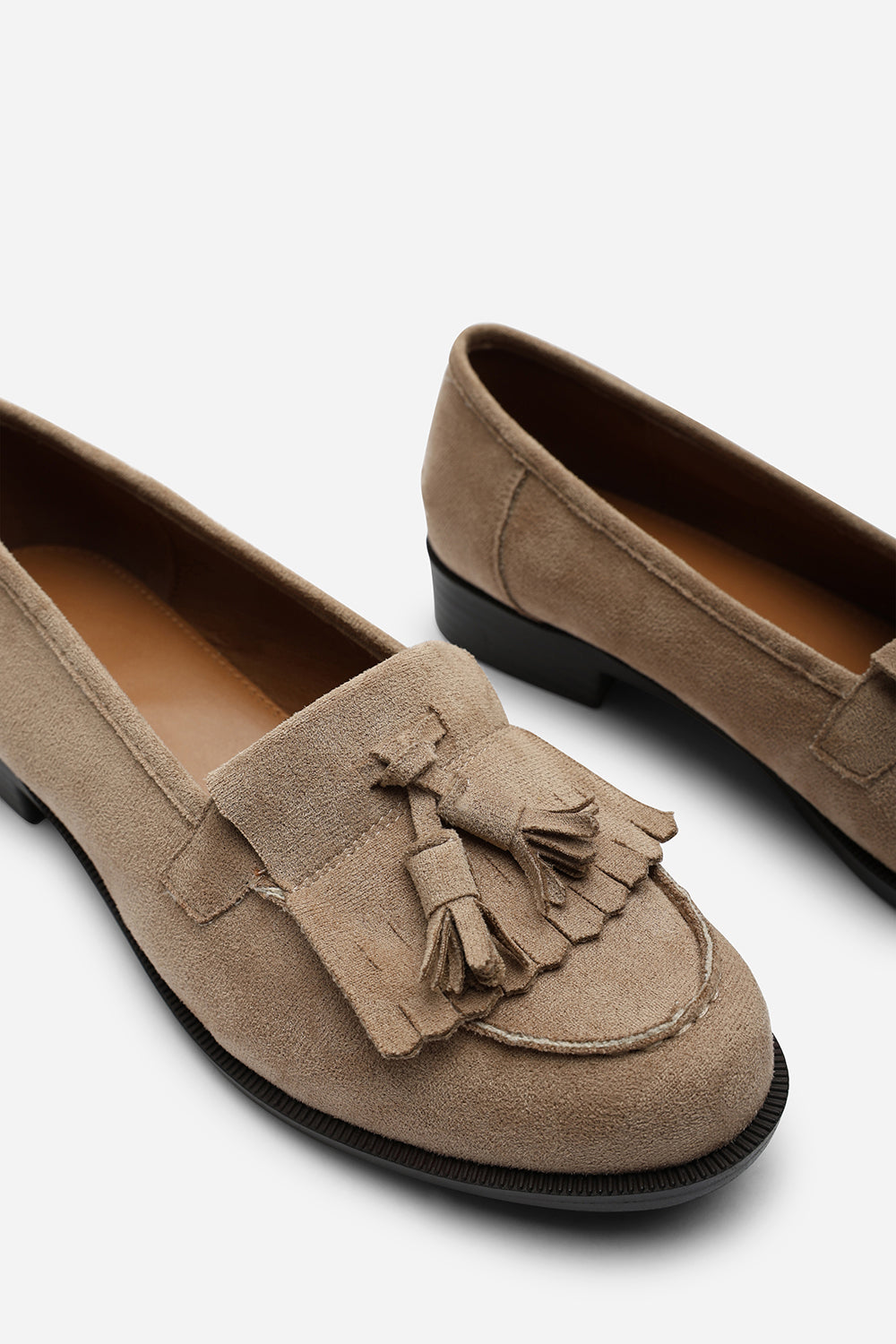 Avani Flatform Slip On Loafers Shoes With Tassel