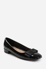 CANADA WIDE FIT PUMP WITH BOW DETAIL IN BLACK PATENT