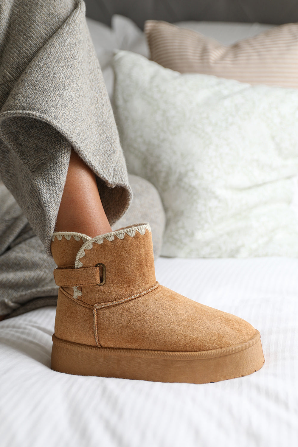 CALLA FLATFORM FUR LINING ANKLE BOOT WITH VELCRO FASTENING IN CHESTNUT Where s That From UK