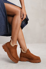 NANCIE LOW ANKLE BOOT WITH FAUX FUR LINING AND CHUNKY SOLES IN CHESTNUT