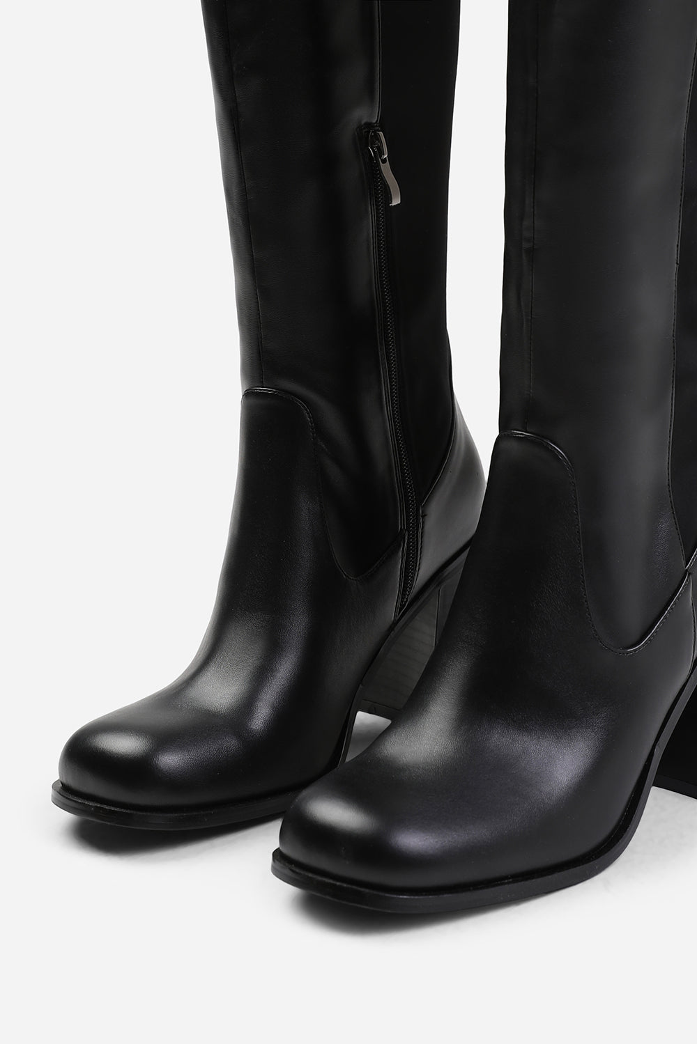 ZHURI STRETCH WIDE CALF BLOCK HEEL KNEE HIGH BOOTS IN WIDE E FIT IN BLACK FAUX LEATHER