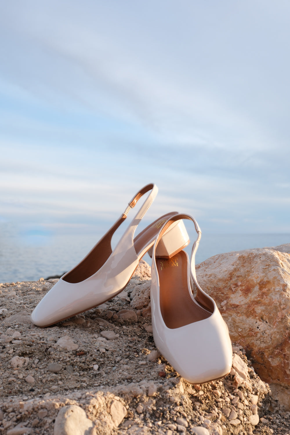 LEHOOR Women's Chunky Heel Slingback Pumps – 2.5 Inch Block Heel, Almond Toe, Two-Tone Office & Party Sandals