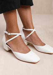 PERU CROSS OVER ANKLE STRAP LOW BLOCK HEEL IN WHITE FAUX LEATHER