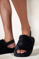 CHLOE KIDS FLUFFY FAUX FUR MULE SLIPPERS WITH ELASTIC STRAP IN BLACK