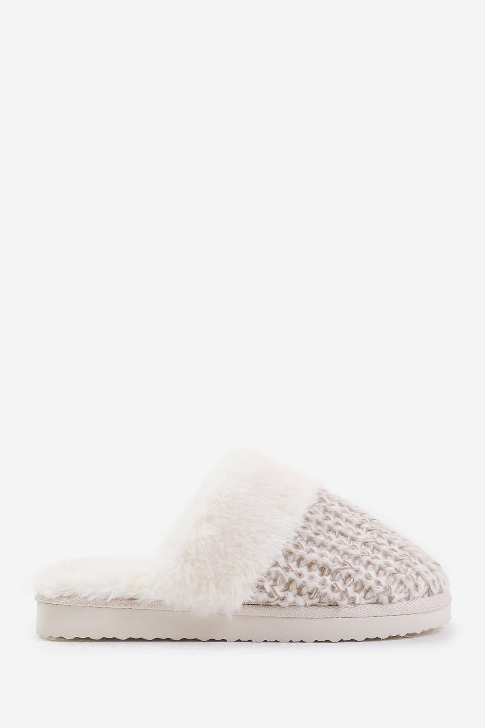 COMFORT SLIP ON KNITTED SLIPPERS WITH FUR TRIM IN WHITE GREY YARN