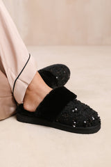 COZY SLIP ON SEQUIN SLIPPERS WITH FUR TRIM IN BLACK