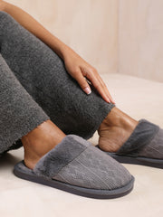 CUDDLE KNITTED FUR TRIM SLIPPERS IN GREY