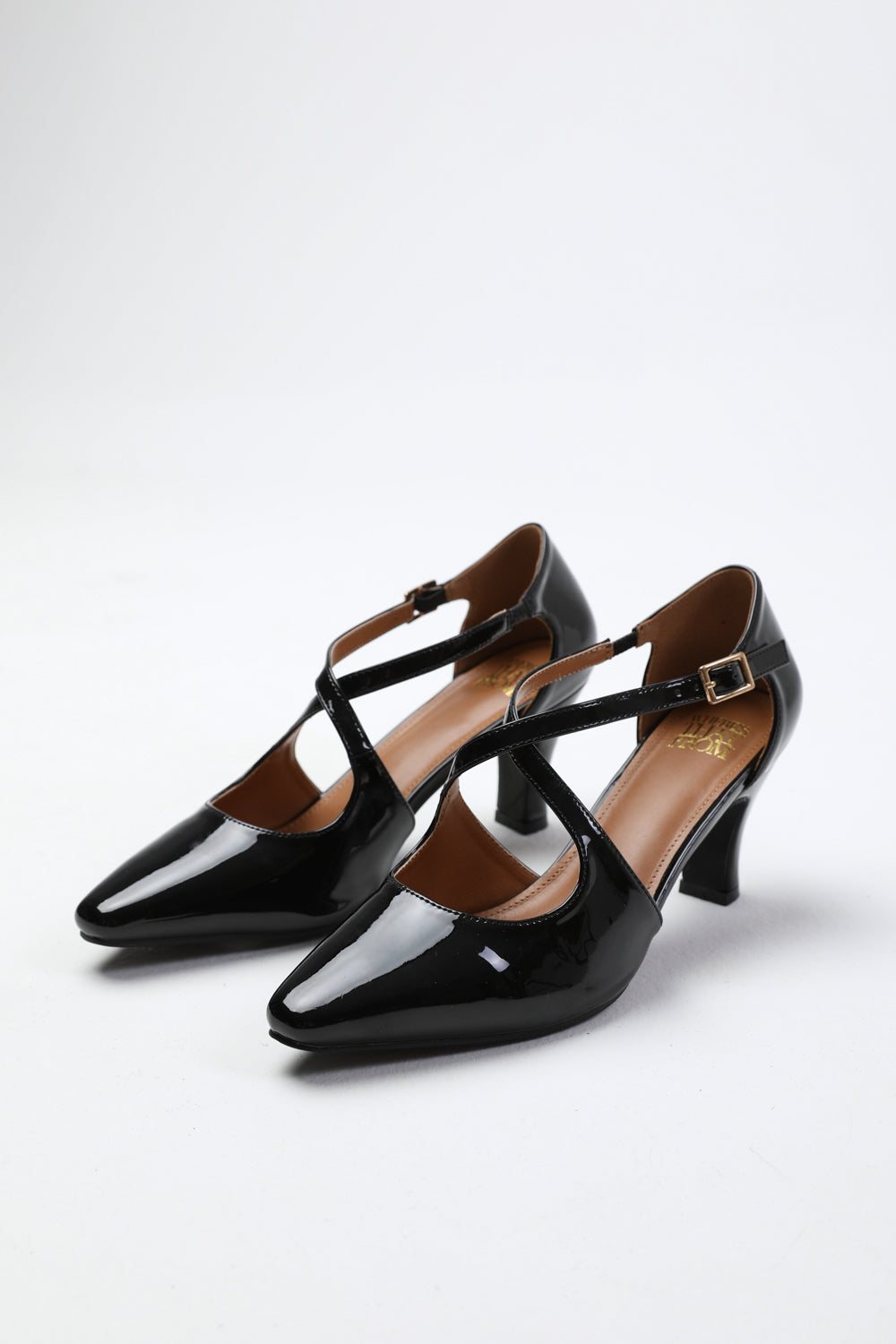 COLORADO WIDE FIT CROSS OVER STRAP MID BLOCK HEEL IN BLACK PATENT