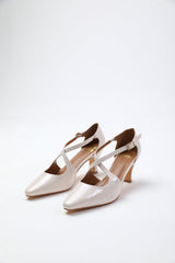 COLORADO WIDE FIT CROSS OVER STRAP MID BLOCK HEEL IN CREAM PATENT