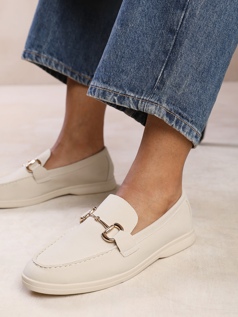 ITALY SLIP ON LOAFER WITH METAL DETAILING IN BEIGE SUEDE