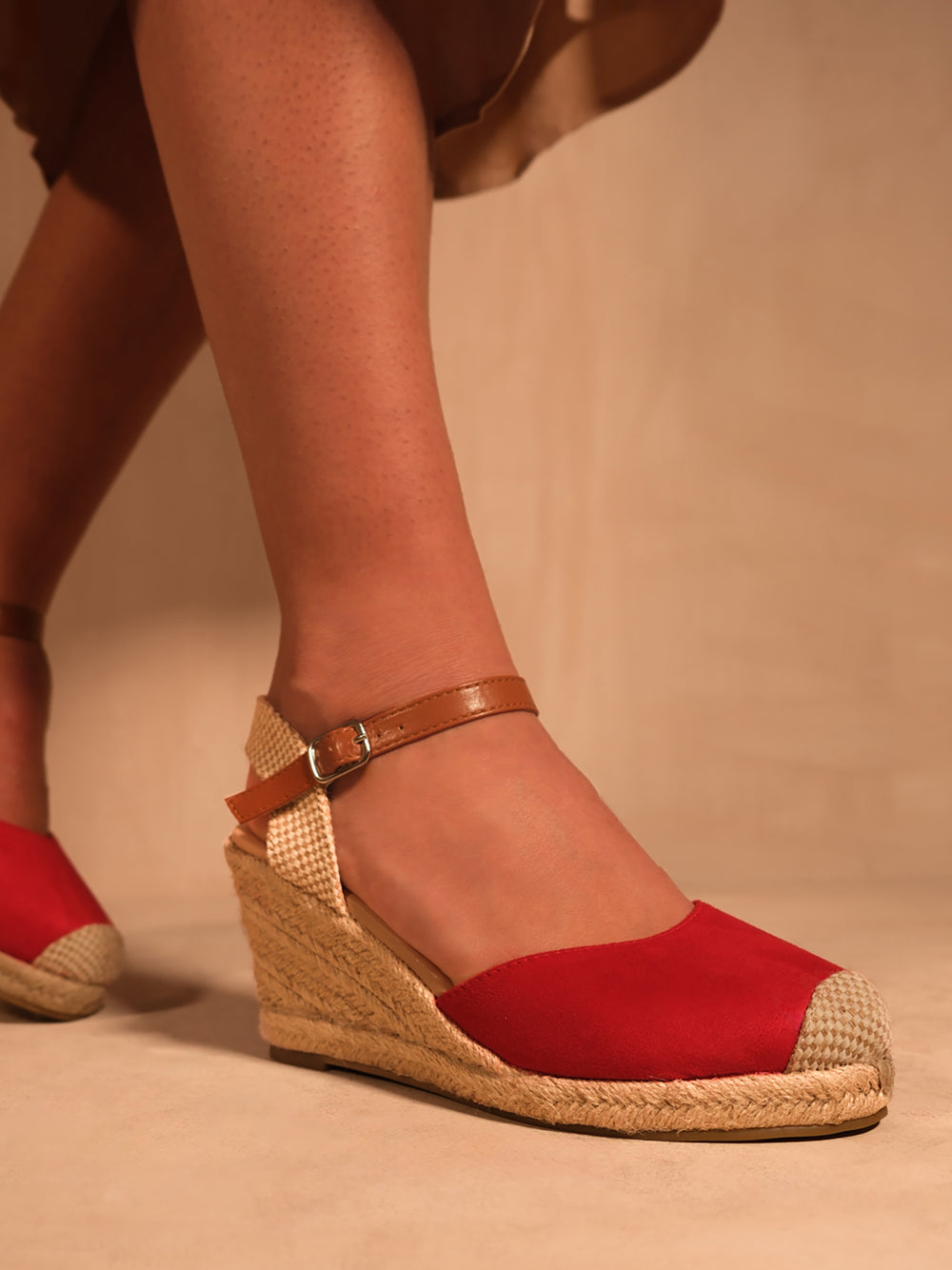 BLAKELY LOW WEDGE ESPADRILLE SANDALS WITH CLOSE TOE IN RED