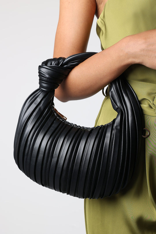 Glow Pleated Knot Handle Shoulder Bag With Gold Chain In Black