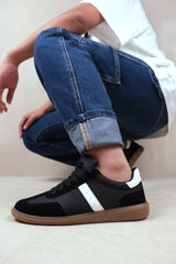 PACE CONTRAST PANEL LACE UP GUM SOLE TRAINERS IN BLACK