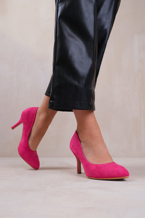 PAOLA MID HIGH HEEL COURT PUMP SHOES WITH POINTED TOE IN FUCHSIA PINK SUEDE