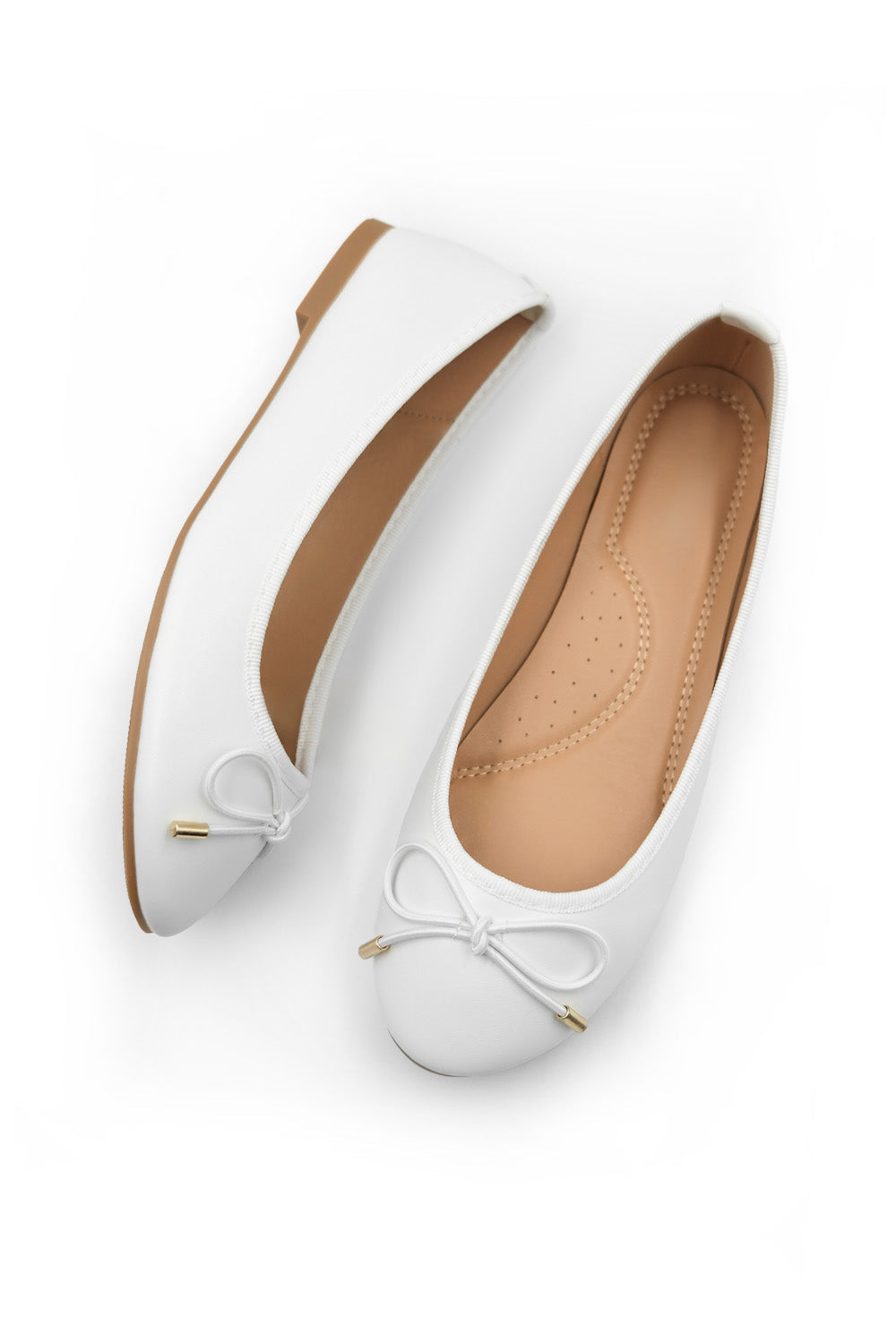 BEXLEY SLIP ON FLAT PUMPS IN WHITE FAUX LEATHER