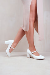 ARACELI EXTRA EXTRA WIDE FIT BLOCK HEEL MARY JANE PUMPS IN WHITE FAUX LEATHER