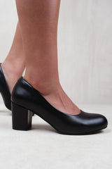 MELROSE EXTRA WIDE FIT MID BLOCK HEEL COURT SHOES IN BLACK FAUX LEATHER