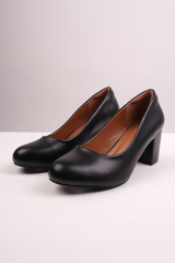 MELROSE WIDE FIT MID BLOCK HEEL COURT SHOES IN BLACK FAUX LEATHER
